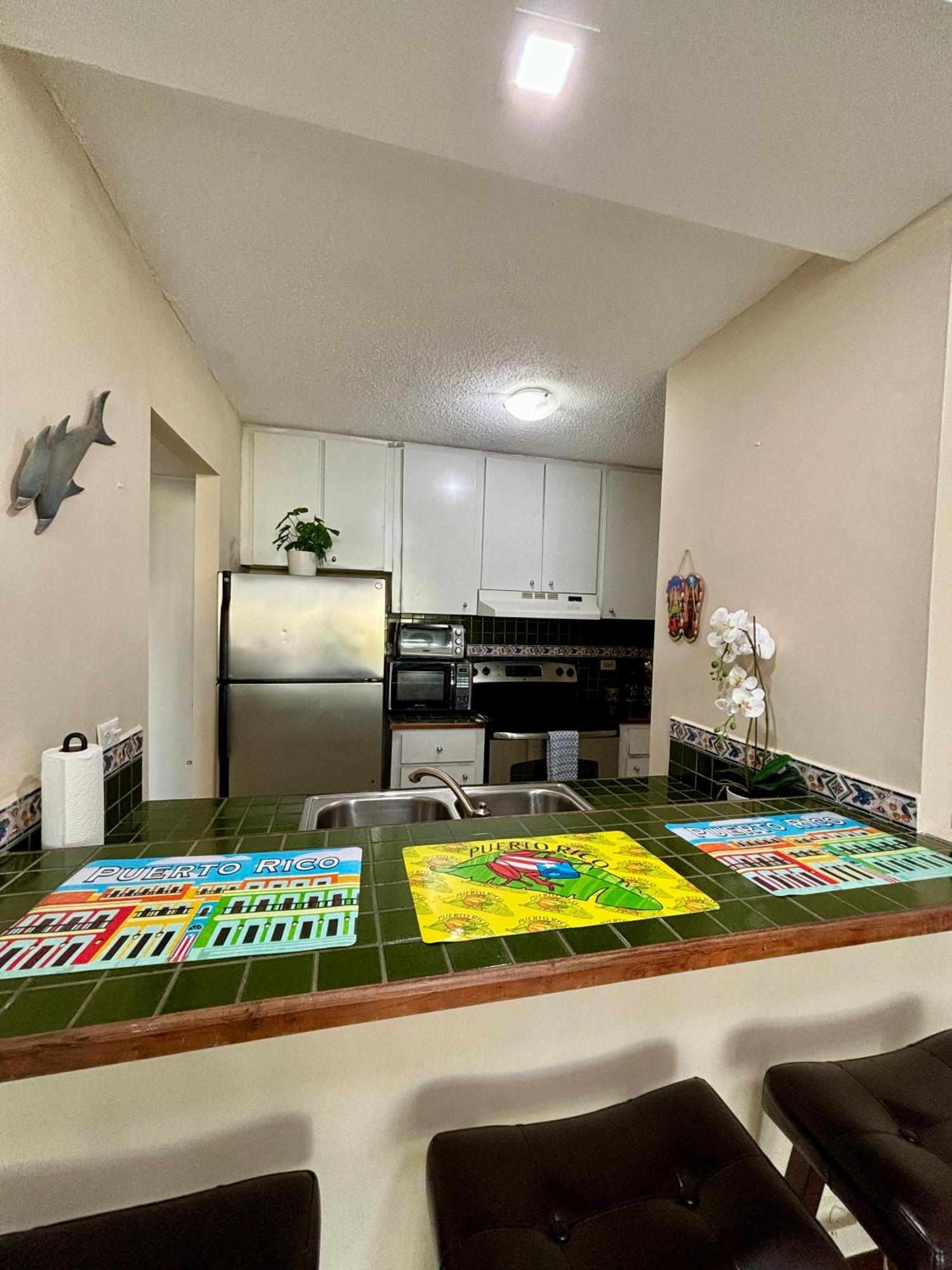 Downtown Beachfront Isla Verde Luxury Apartment 圣胡安 外观 照片