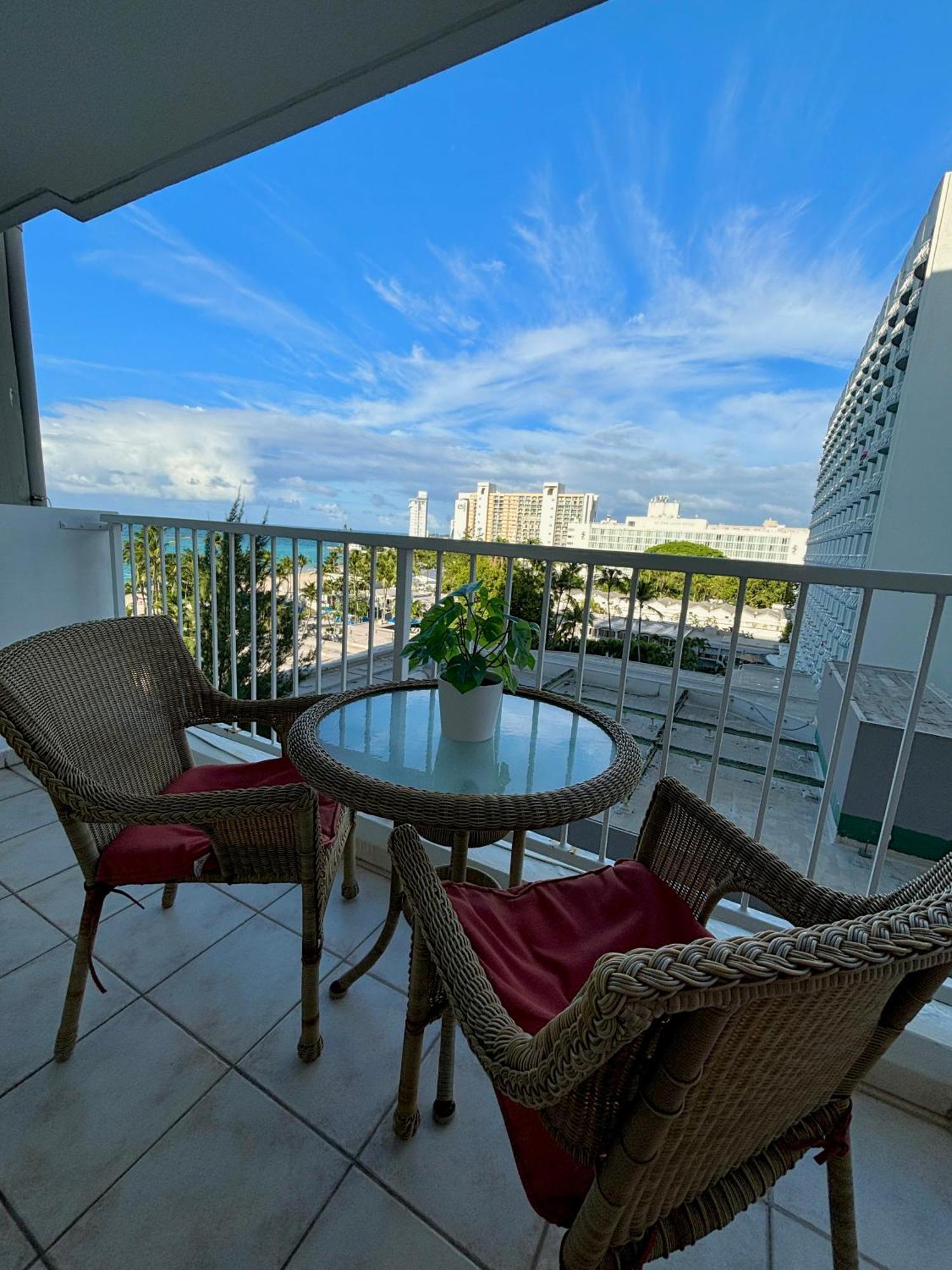 Downtown Beachfront Isla Verde Luxury Apartment 圣胡安 外观 照片